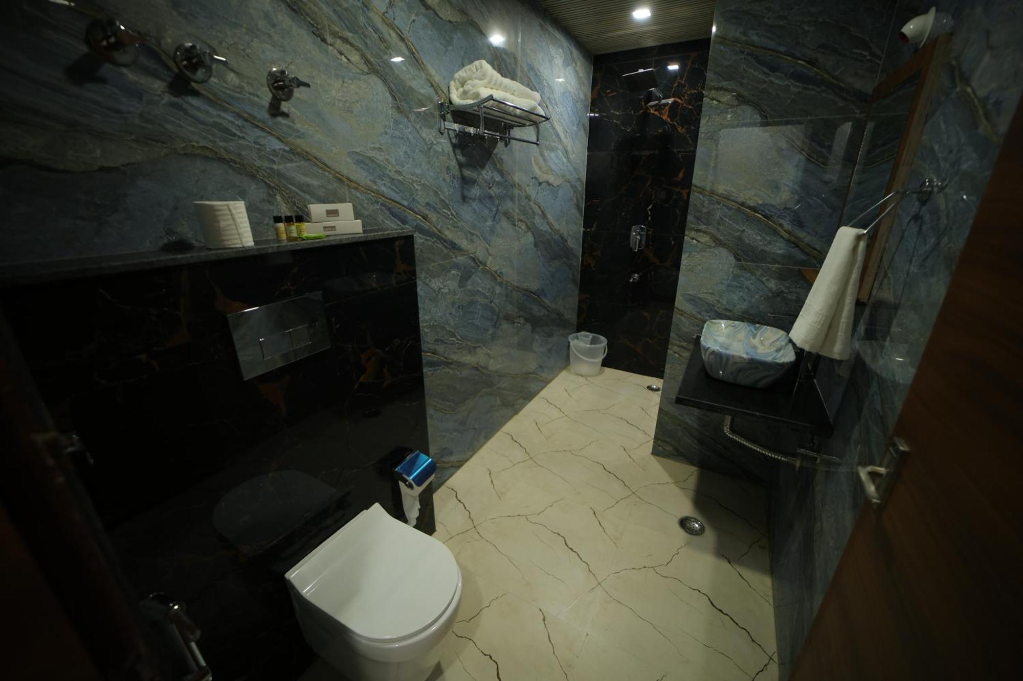 Hotel Dev Villas Agra  Exteriör bild